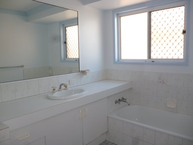 Photo - 7 Webb Court, Alexandra Hills QLD 4161 - Image 14