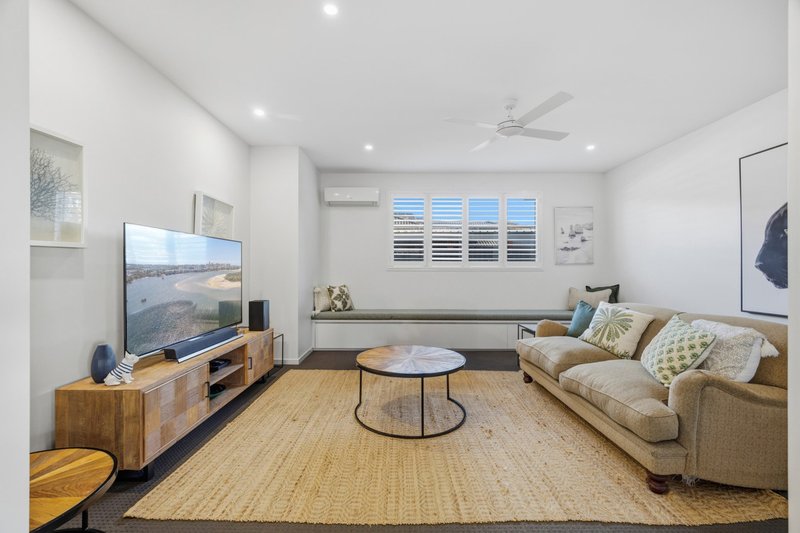 Photo - 7 Webb Ellis Court, Pelican Waters QLD 4551 - Image 11
