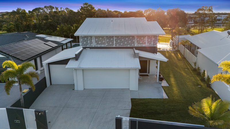 Photo - 7 Webb Ellis Court, Pelican Waters QLD 4551 - Image 30