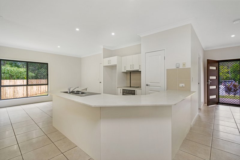 Photo - 7 Weber Court, Nerang QLD 4211 - Image 2