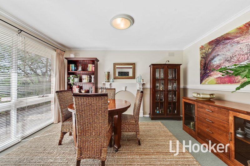 Photo - 7 Wentworth Street, Cranbourne North VIC 3977 - Image 8