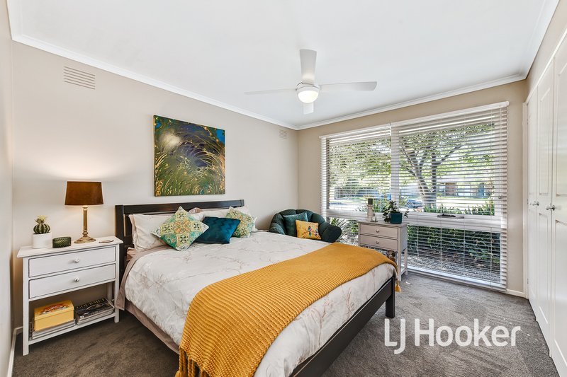 Photo - 7 Wentworth Street, Cranbourne North VIC 3977 - Image 10