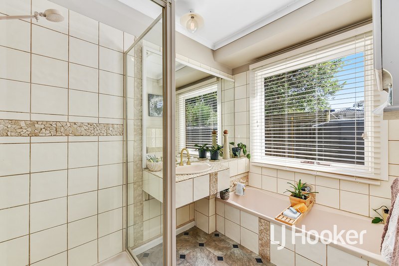 Photo - 7 Wentworth Street, Cranbourne North VIC 3977 - Image 13