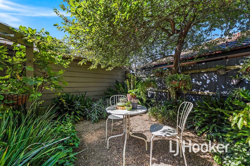 Photo - 7 Wentworth Street, Cranbourne North VIC 3977 - Image 16