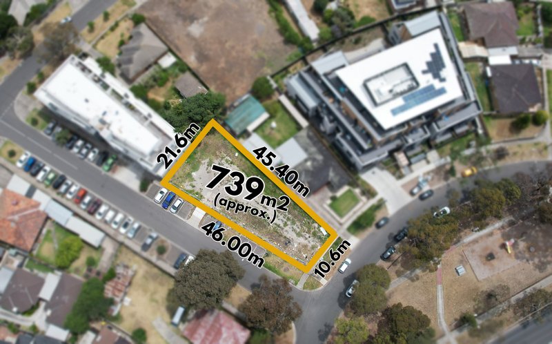 7 West Esplanade, St Albans VIC 3021