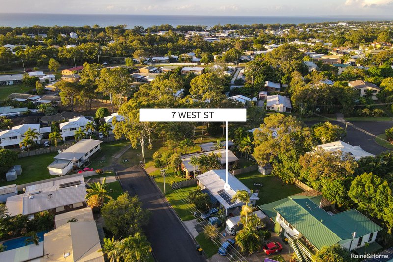 Photo - 7 West Street, Torquay QLD 4655 - Image 11