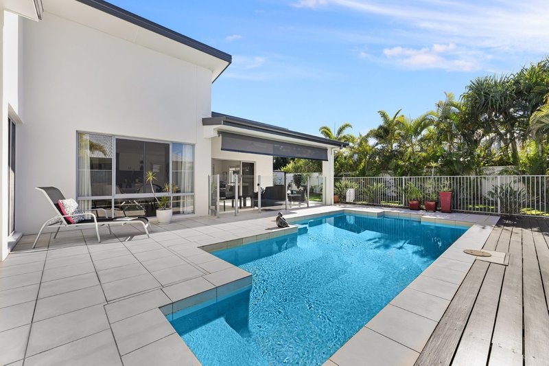 7 Westholme Circuit, Pelican Waters QLD 4551