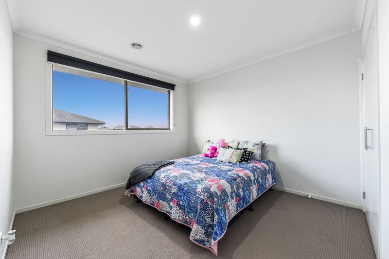 Photo - 7 Weston Street, Keysborough VIC 3173 - Image 12