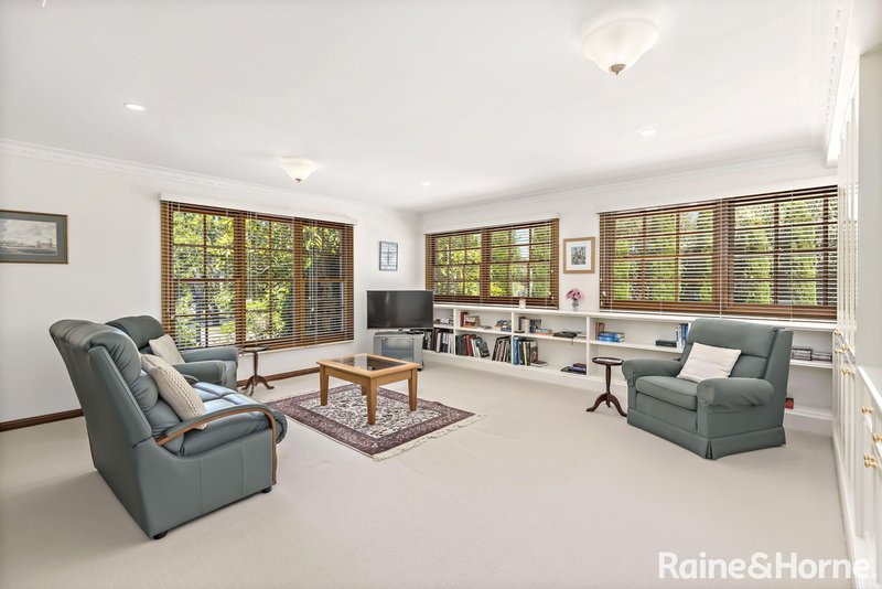 Photo - 7 Wheen Close, Bowral NSW 2576 - Image 6