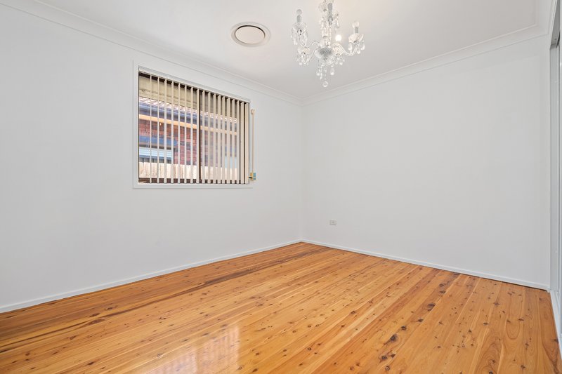 Photo - 7 Wheller Street, Bossley Park NSW 2176 - Image 8