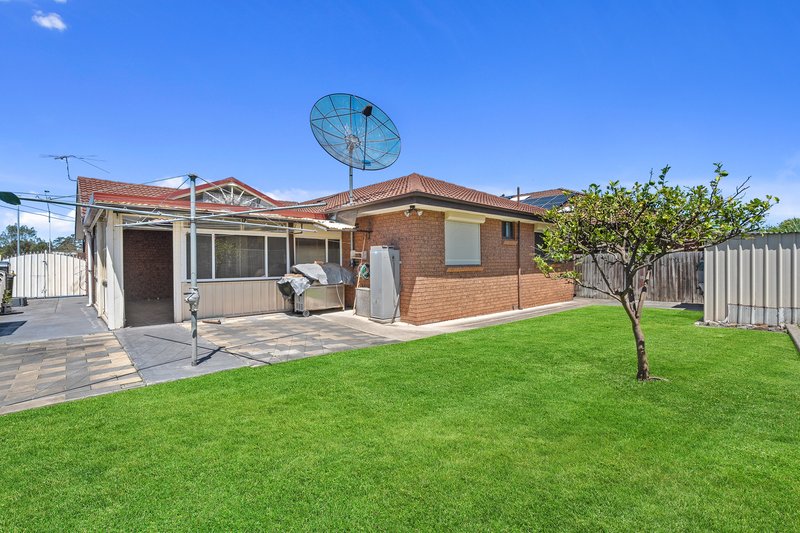 Photo - 7 Wheller Street, Bossley Park NSW 2176 - Image 11