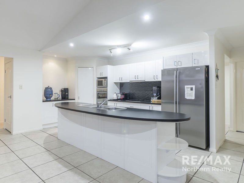 Photo - 7 Whiptail Ct , Cashmere QLD 4500 - Image 7