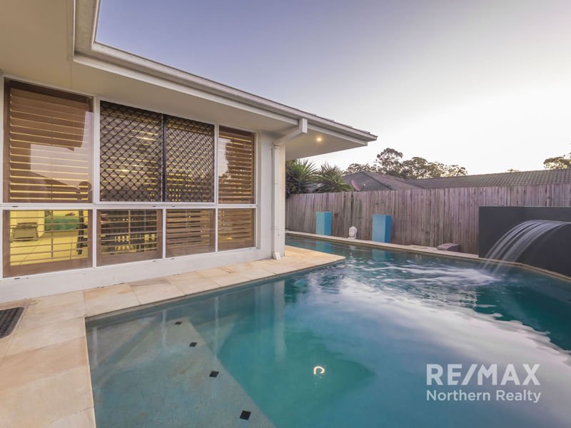 Photo - 7 Whiptail Ct , Cashmere QLD 4500 - Image 12