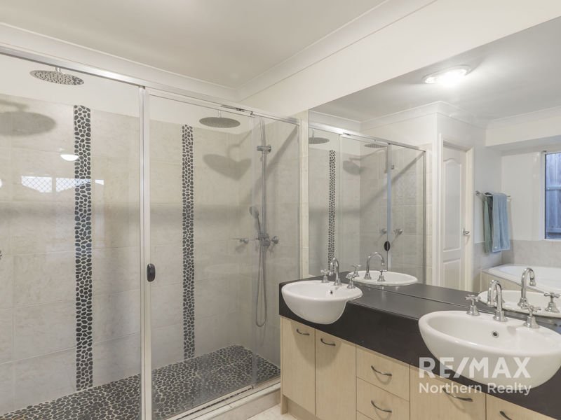 Photo - 7 Whiptail Ct , Cashmere QLD 4500 - Image 14