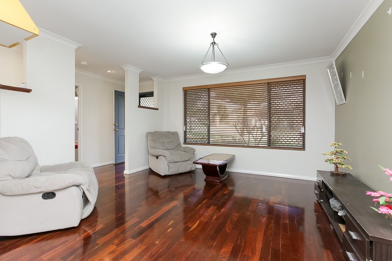 Photo - 7 Whiston Crescent, Clarkson WA 6030 - Image 3