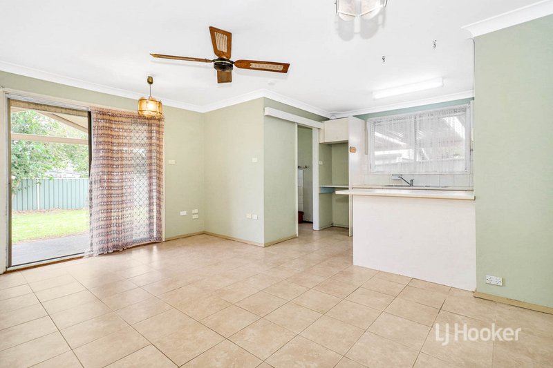 Photo - 7 White Place, Rooty Hill NSW 2766 - Image 4