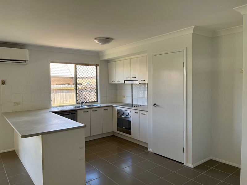 Photo - 7 Whitlock Drive, Rothwell QLD 4022 - Image 2