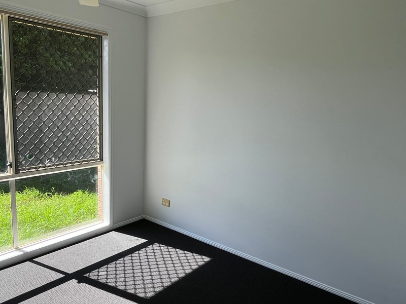 Photo - 7 Whitlock Drive, Rothwell QLD 4022 - Image 9