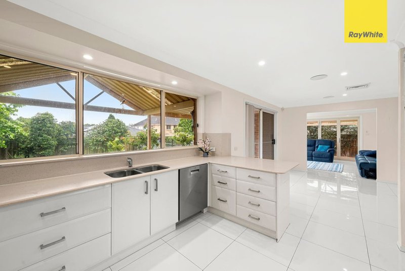 Photo - 7 Wildflower Place, Kellyville NSW 2155 - Image 4