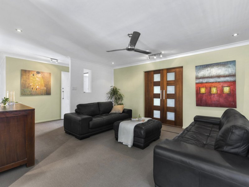 Photo - 7 Willara Street, Carseldine QLD 4034 - Image 9