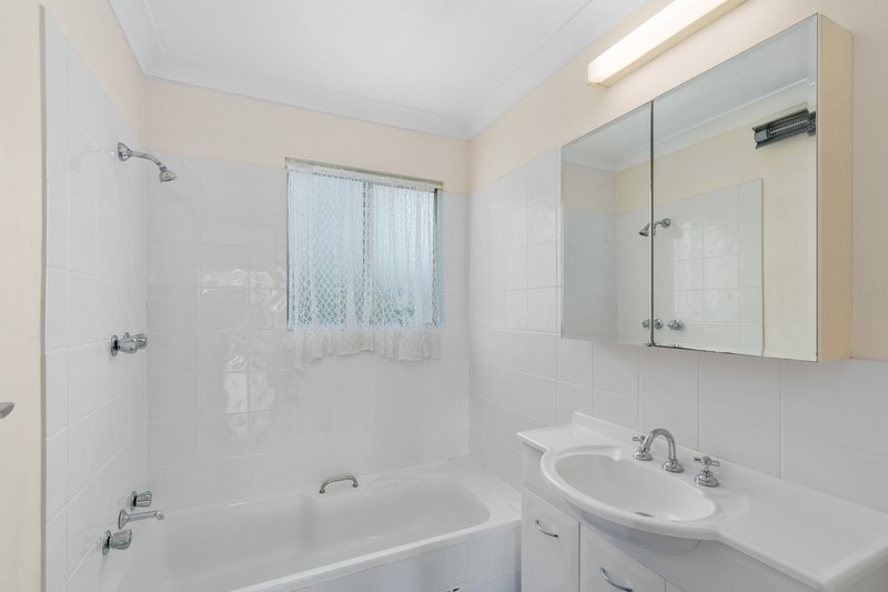 Photo - 7 William Beach Road, Kanahooka NSW 2530 - Image 7