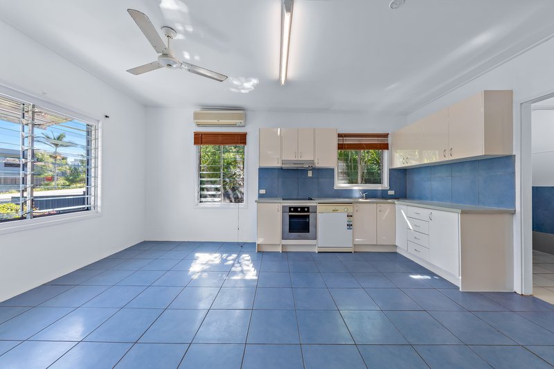 Photo - 7 William Close, Cannonvale QLD 4802 - Image 4