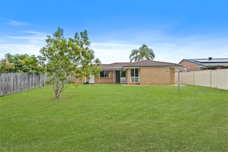 Photo - 7 Williams Way, Calamvale QLD 4116 - Image 6