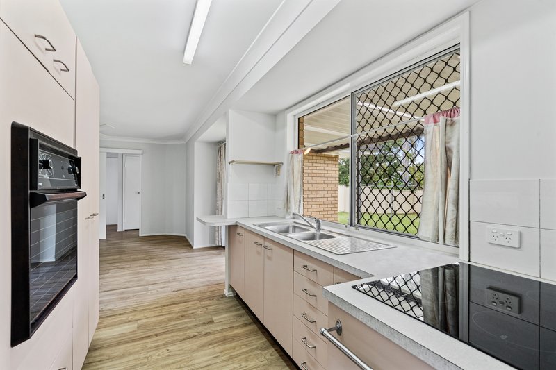 Photo - 7 Williams Way, Calamvale QLD 4116 - Image 8