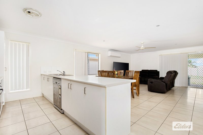 Photo - 7 Windermere Street, Emerald QLD 4720 - Image 4