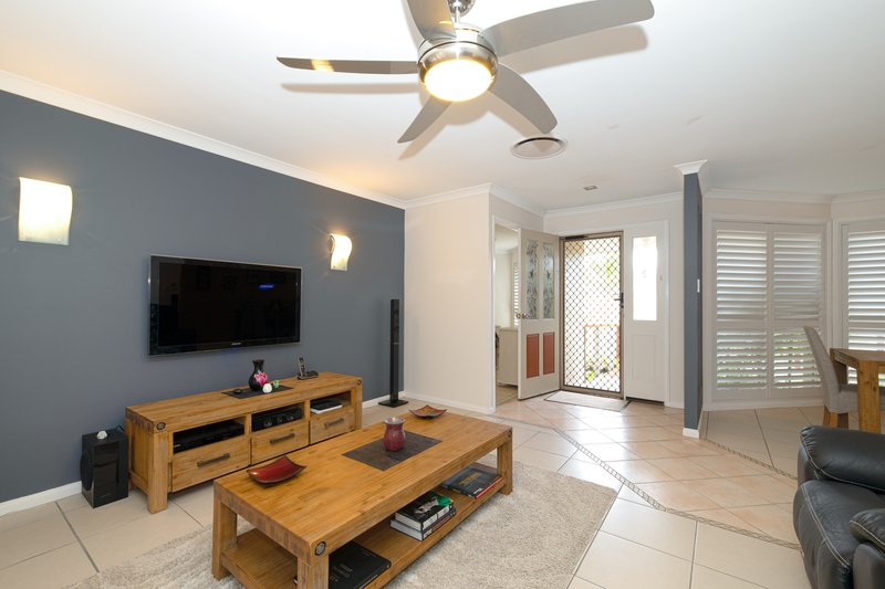 Photo - 7 Windward Place, Banksia Beach QLD 4507 - Image 5