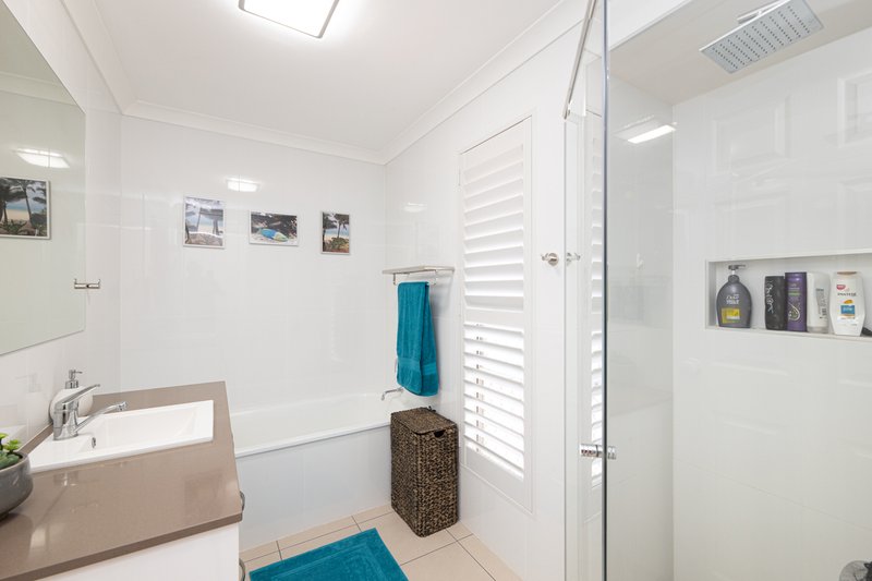 Photo - 7 Windward Place, Banksia Beach QLD 4507 - Image 10