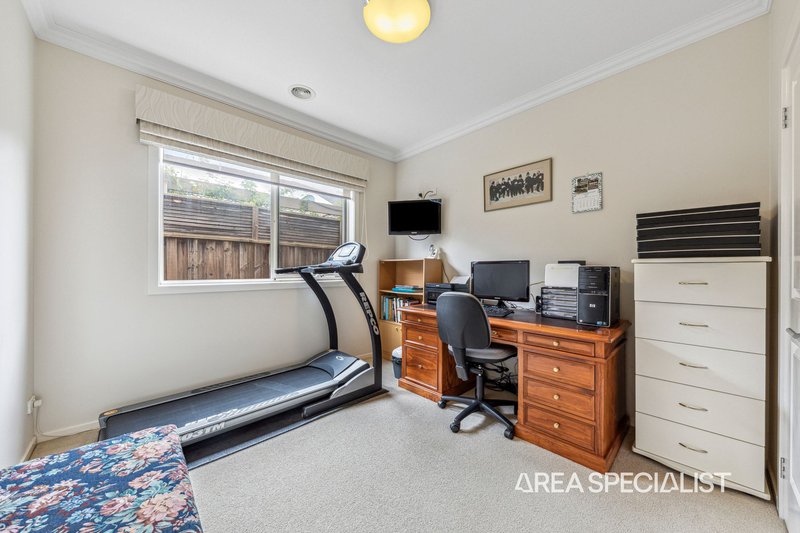 Photo - 7 Winneke Way, Pakenham VIC 3810 - Image 14