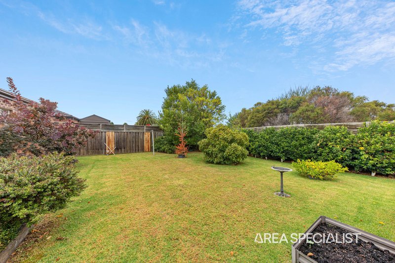 Photo - 7 Winneke Way, Pakenham VIC 3810 - Image 24