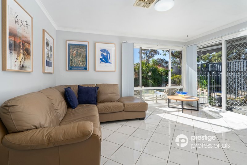 Photo - 7 Wollemi Court, Wattle Grove NSW 2173 - Image 6