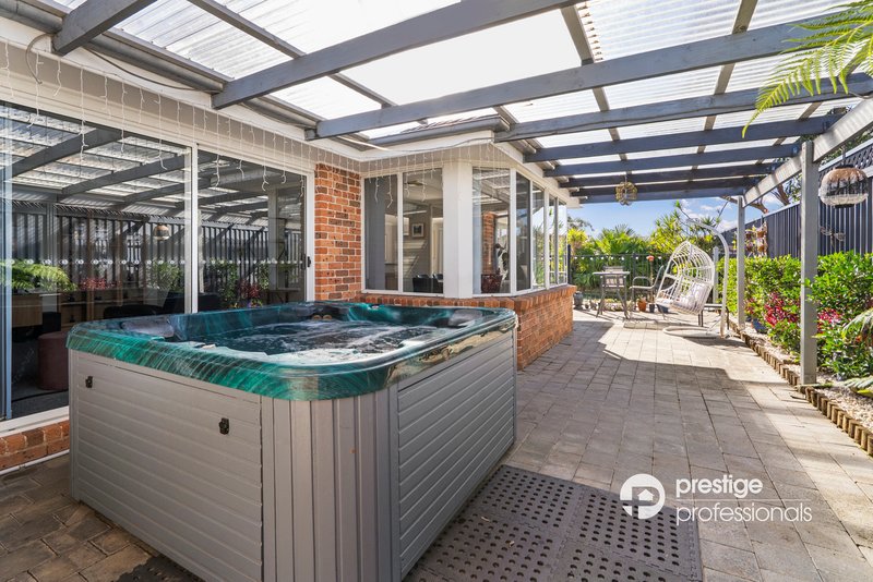 Photo - 7 Wollemi Court, Wattle Grove NSW 2173 - Image 13