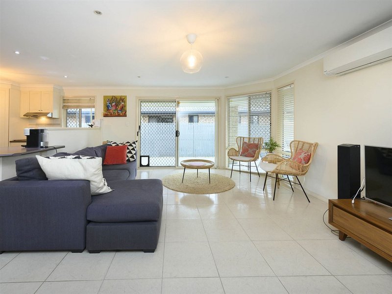 Photo - 7 Woodland Close, Bracken Ridge QLD 4017 - Image 5