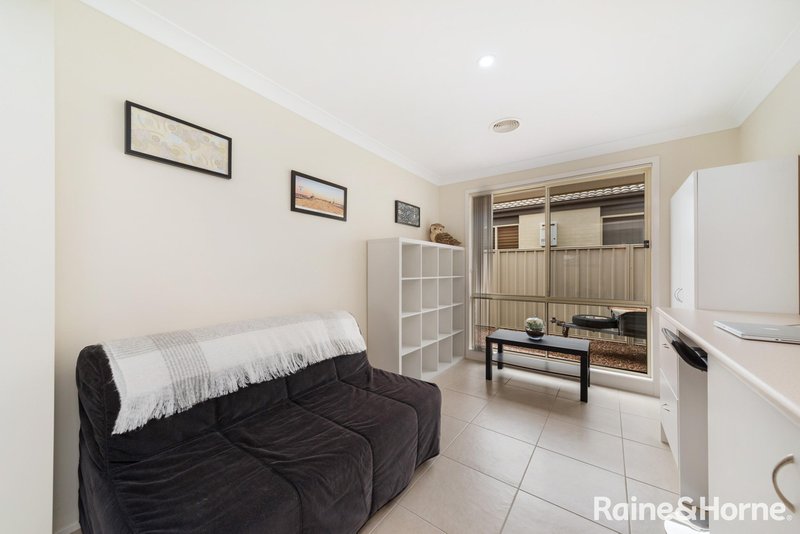 Photo - 7 Wright Place, Goulburn NSW 2580 - Image 9