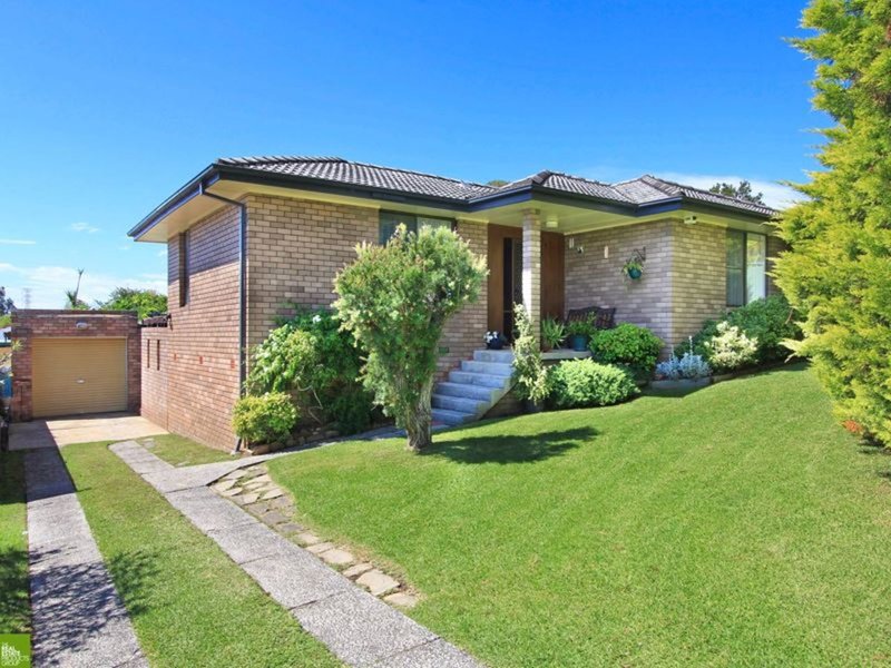 Photo - 7 Wybalena Avenue, Koonawarra NSW 2530 - Image 1