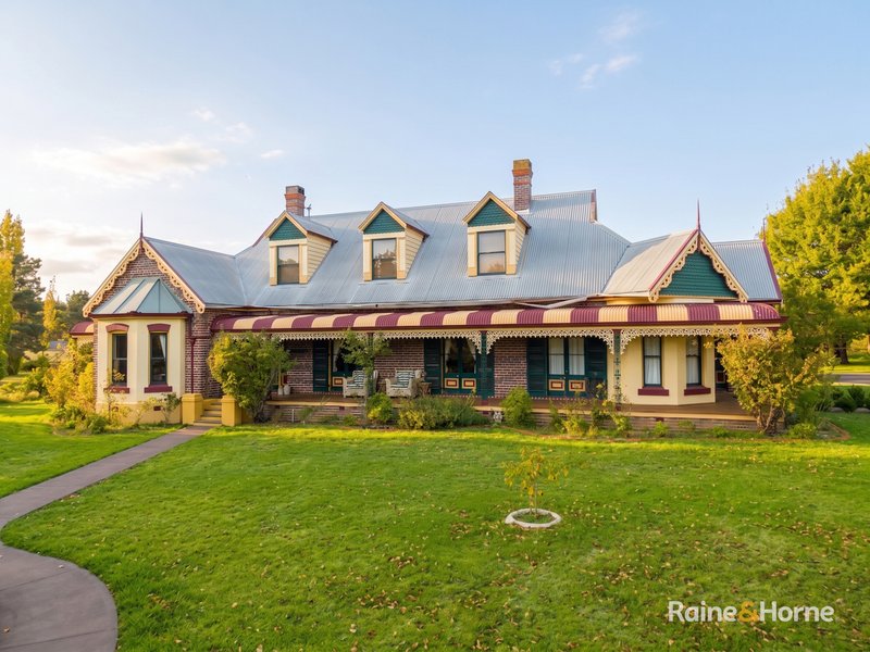 Photo - 7 Wyevale Close, Armidale NSW 2350 - Image 1