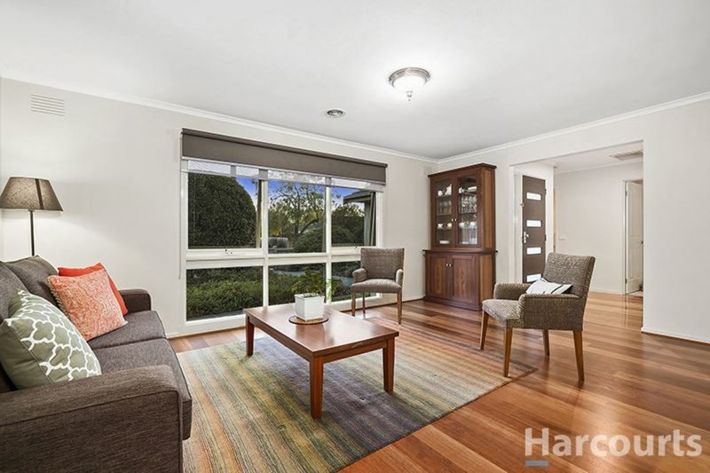 Photo - 7 Xavier Drive, Wheelers Hill VIC 3150 - Image 2