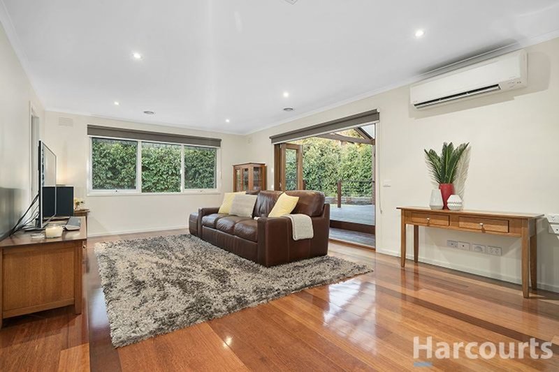 Photo - 7 Xavier Drive, Wheelers Hill VIC 3150 - Image 3