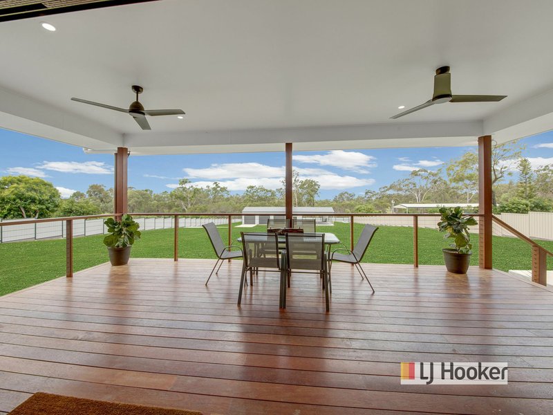 Photo - 7 Yacht Road, Tannum Sands QLD 4680 - Image 24