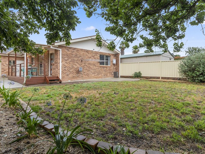 Photo - 7 Yalga Close, Palmerston ACT 2913 - Image 11