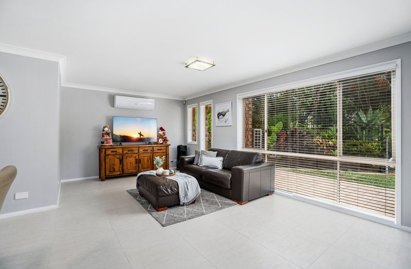 Photo - 7 Yarraglen Place, Parkwood QLD 4214 - Image 8