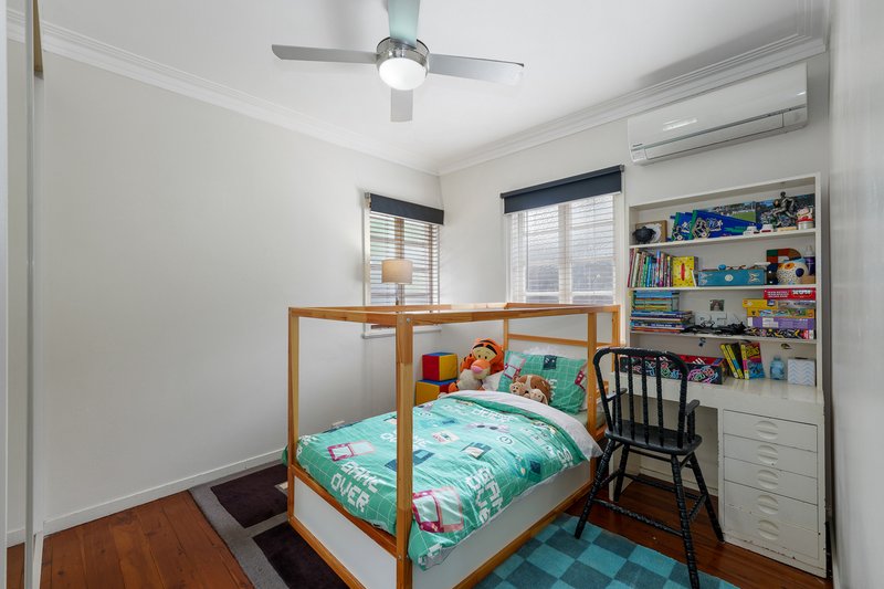 Photo - 7 Yates Avenue, Ashgrove QLD 4060 - Image 13