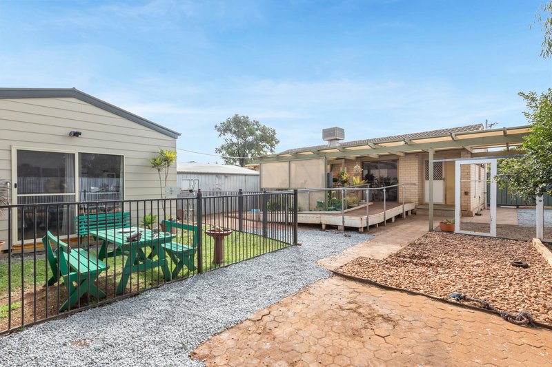 Photo - 7 Yera Court, Munno Para SA 5115 - Image 16