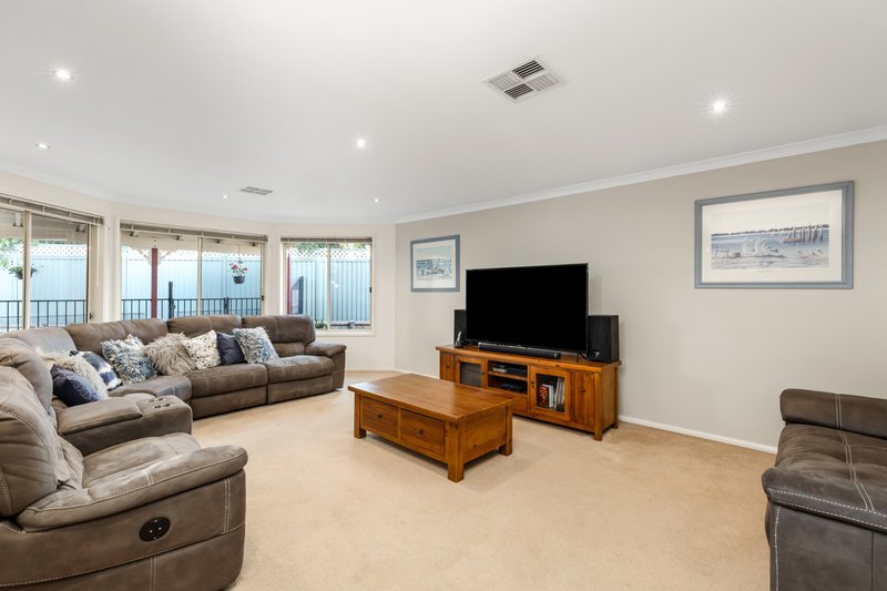 Photo - 7 Yorlin Place, Rouse Hill NSW 2155 - Image 3