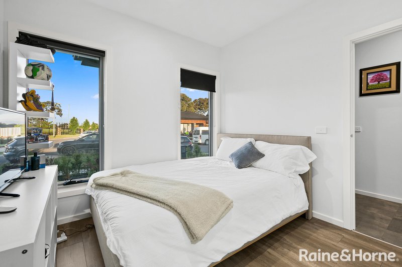 Photo - 7 Yozgat Avenue, Roxburgh Park VIC 3064 - Image 13