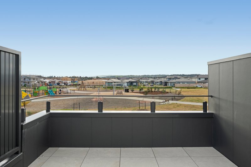 Photo - 7 Yser Walk, Berwick VIC 3806 - Image 15