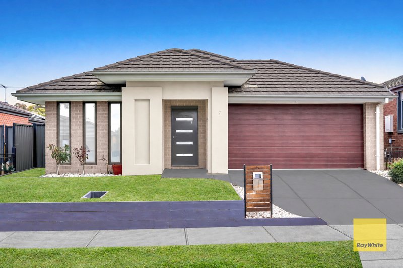 Photo - 7 Zara Avenue, Tarneit VIC 3029 - Image 1